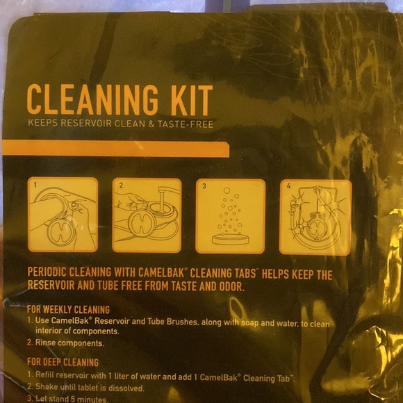 Nwot Camelbak cleaning kit - Picture 5 of 6